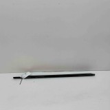 Chedar geam ușă dreapta față LAND ROVER RANGE ROVER VELAR L560 2018 OEM: J8A2-21452-AD