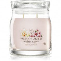 Yankee Candle Pink Cherry & Vanilla lumânare parfumată Signature 368 g
