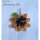 B17. Pandantiv Floarea soarelui din Goldfilled, peridot, carneol și spinel