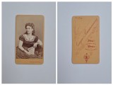 Fotografie de colectie CDV Atelier Langer &amp; Pommerenig, Portret doamna eleganta, Prag, Prague, Praga, ca. 1865