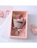 Cutiuta cu buchetel de trandafiri roz din sapun pentru Valentines Day sau 8 Martie