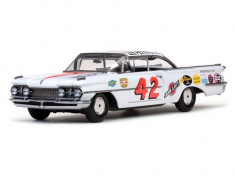 Macheta Auto Sun Star, 1959 Oldsmobile - #42 Lee Petty 1:18 foto