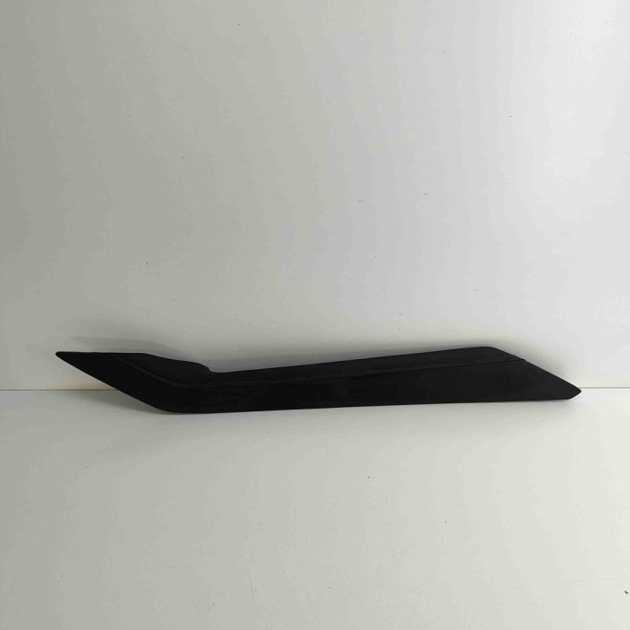 Ornament consola centrală MAZDA CX-30 DM 2023 OEM: DFS4-64-47XB,DFS4-64-47XB-02,DFR5-64-914 29831663