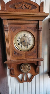 Pendula, ceas de perete antic Jugendstil foto