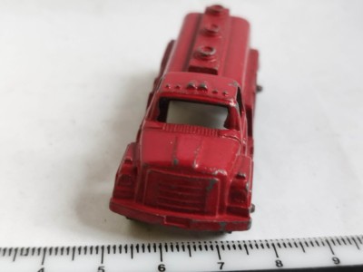 bnk jc Tootsie Toy - cisterna foto