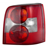 Lampa Spate Dreapta Am Volkswagen Passat B5 2000-2005 Combi 3B9945096AA