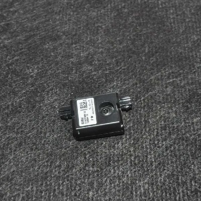 Amplificator de antena BMW 3 F30, F80 2013 OEM: 9231466 2664879 foto