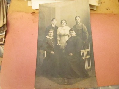 militar regalist cu familia foto
