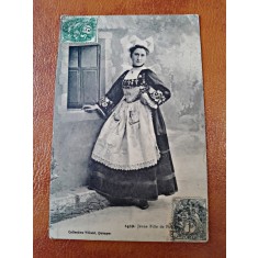 Fotografie tip Carte Postala, femeie in costum popular francez, 1929, circulata