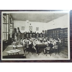 Carte postala - Scoala centrala de fete din Bucuresti: Dupa amiaza la biblioteca