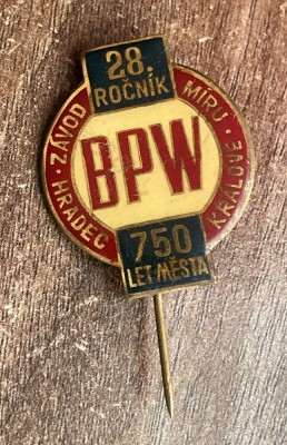 QW9 N9 97 - Insigna - tematica pace foto