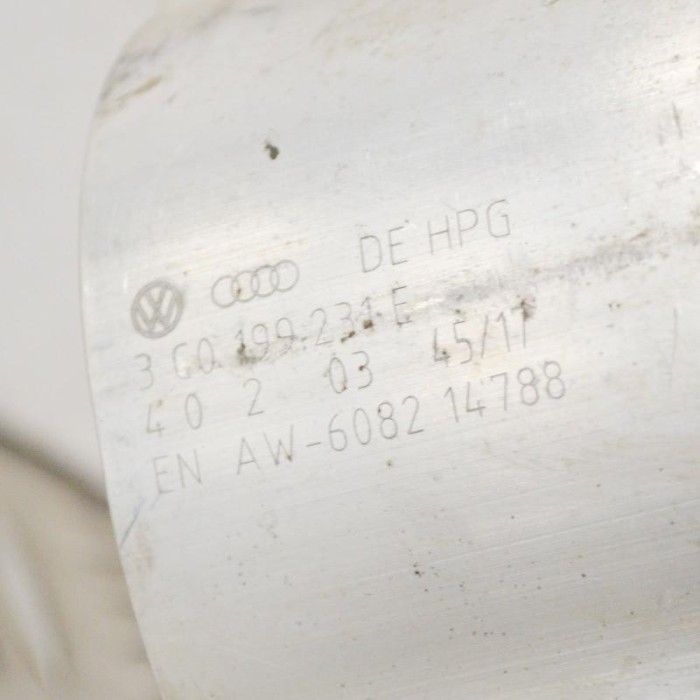 Braț inferior dreapta față VW TIGUAN 5N_ 2015 OEM: 3C0199231E 3519424