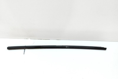 Chedar geam ușă dreapta spate PORSCHE Taycan 2021 OEM: 9J1839476E,9J1.839.476.E 23954443 foto