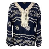 Cumpara ieftin Bluza Bleumarin cu Motiv Floral Crem - BMG95