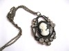 Colier Camee Ieftin - Pandantiv Sticla si Metal - Bijuterii Fashion Cadou Femei
