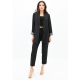 Costum negru elegant, cu captuseala animal print