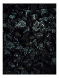 Tablou Canvas, "Pietre &Icirc;ntunecate &Icirc;mbrățiș&acirc;nd Tăcerea", Pietre, Textură, &Icirc;ntuneric, Mineral, Robust, Natural, Granular, Aspru, 26 x 39 cm, CMCLASS