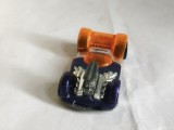 bnk jc Hot Wheels 2005 - Flattery - 026 - 2005 First Editions: Drop Tops 6/10