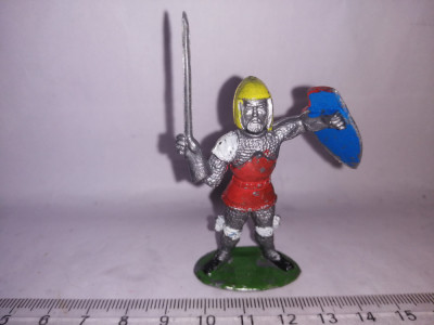 bnk jc Figurine de plastic - Domplast - cavaler medieval foto