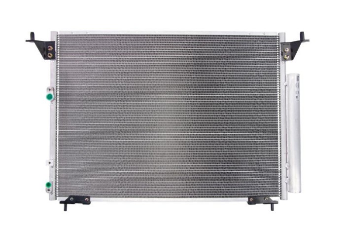 Condensator climatizare Toyota HI-ACE (HX10), 08.2001-2006, motor 2.5 D-4D, 65 kw/75 kw diesel, cutie manuala, full aluminiu brazat, 645 (608)x462 (4