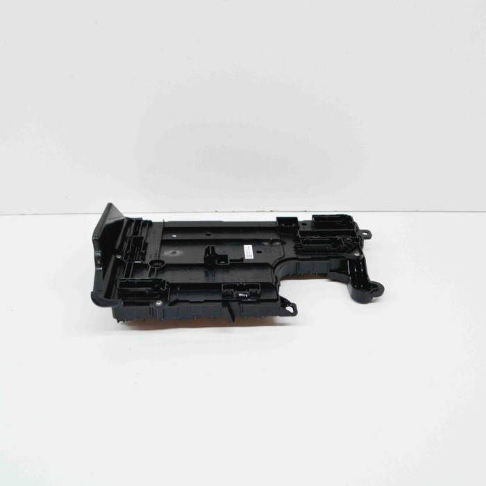 Modul de confort TESLA MODEL 3 2021 OEM: 1567359-00-B,1497850-00-D,1567455-00-C 15442301