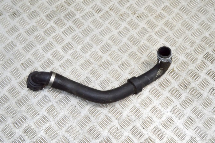 Furtun de lichid de răcire VOLVO V90 II 2018 OEM: 31474845 17983389