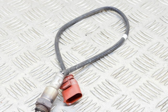Sonda lambda AUDI A3 Limousine 8VS, 8VM 2016 OEM: 04E906262A 13885041