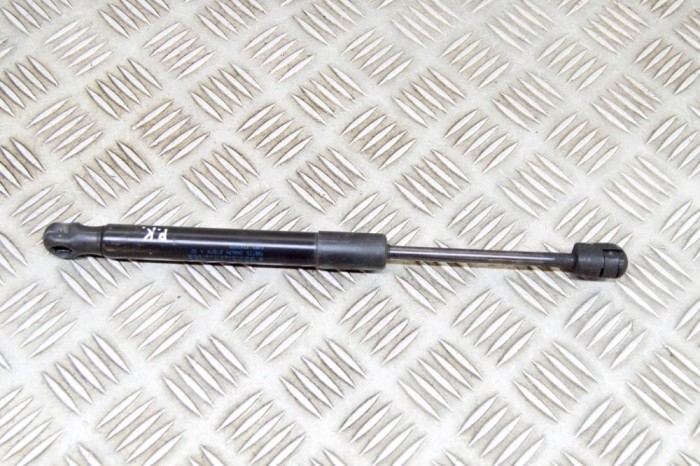 Amortizor capota st&acirc;nga față BMW X3 F25 2011 OEM: 7210727 18082791
