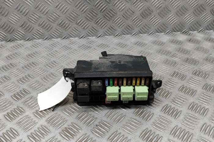 Modul panou de siguranțe MINI COUNTRYMAN R60 2015 OEM: 9240943 | 31798901