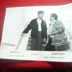 Fotografie -Film Campioana1990 regie Elisabeta Bostan ,cu G.Mihaita si M.Diaconu
