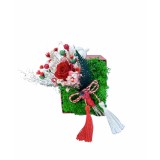 Mini aranjament floral in cutie cu flori criogenate si licheni (Rosu)