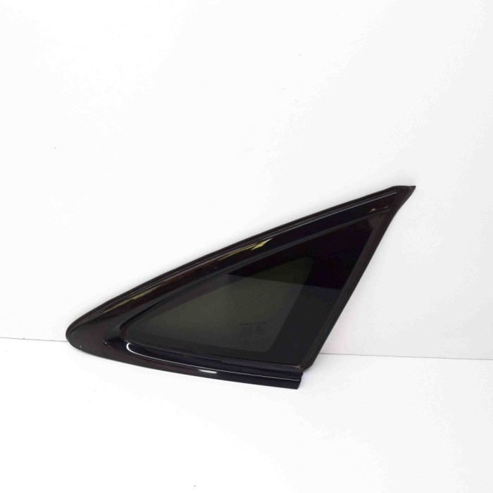 Geam lateral dreapta spate JAGUAR E-PACE X540 2018 OEM: Hatchback | 15226232