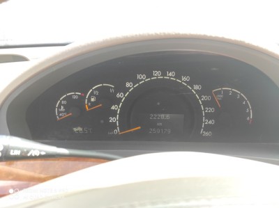 Mercedes Benz S Class foto