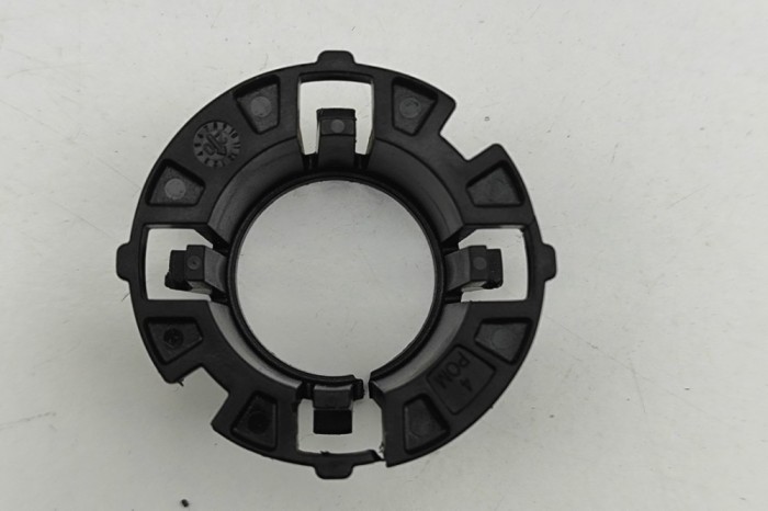 Suport senzor de parcare FORD KUGA III DFK 2024 OEM: LJ6T-15A864-AA5YZ9,LJ6T15A864AA5YZ9 | 30985370