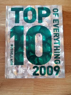 TOP 10 EVERYTHING by RUSSELL ASH , 2009 foto