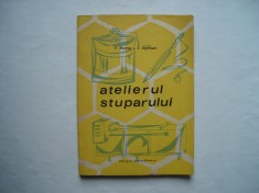 Atelierul stuparului - V. Petrus, I. Oprisan