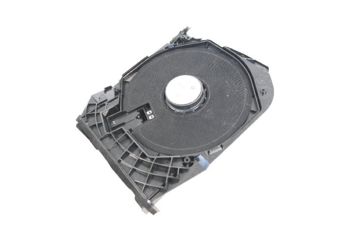 Subwoofer BMW 2 Coupe F22, F87 2016 OEM: 9210147 3440474