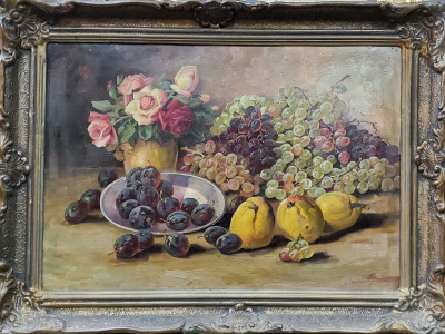 Nicolae Pertache (1913-1983) - Natura moarta cu prune, struguri si gutui foto