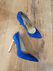 LICHIDARE STOC! Superbi pantofi stiletto piele intoarsa albastru electric 38/39 foto