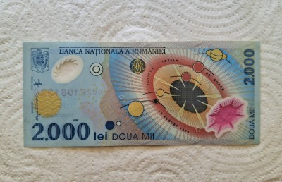 Bancnota de 2000 lei din 1999 foto