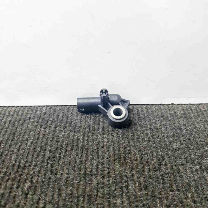 Senzor de impact st&acirc;nga față TESLA MODEL 3 2018 OEM: 1036761-00-A | 11321944