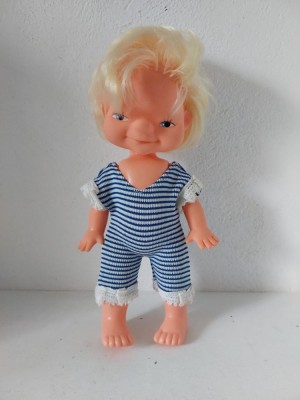 Papusa vintage anii 70 DDR / Germania de Est, cauciuc, haina originala, 24cm foto
