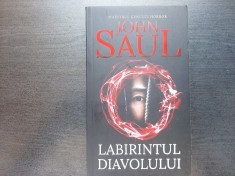 John Saul, Labirintul diavolului foto