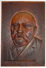 Haralambie Sarghie - Ioan H Sarghie sculptura in lemn 1932, brad ars 63 x 42,5cm foto