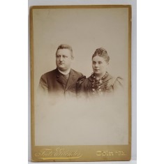 STUDIO FRITZ EILENDER , COLN A/ RH. , CUPLU IN STUDIO , FOTOGRAFIE CABINET , SFARSITUL SEC. XIX
