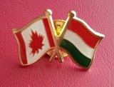 Insigna cu steagurile Canada si Ungaria