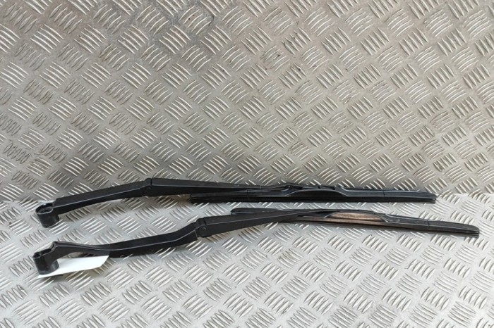 Braț ștergător față MAZDA MX-5 IV ND 2022 OEM: N247-67-321,NA1V-67-321 | 32051976