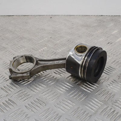 Piston VW TOURAN 1T1, 1T2 2010 OEM: 038JV400 2357508 foto