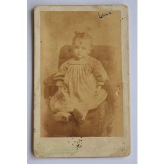 CDV Atelier Romania Bucuresti Bucuresci Bucarest C. Hanny - Fetiță pe fotoliu cca.1900