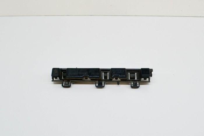 Suport prag lateral dreapta față BMW 3 Gran Turismo F34 2015 OEM: 7294888 14754423